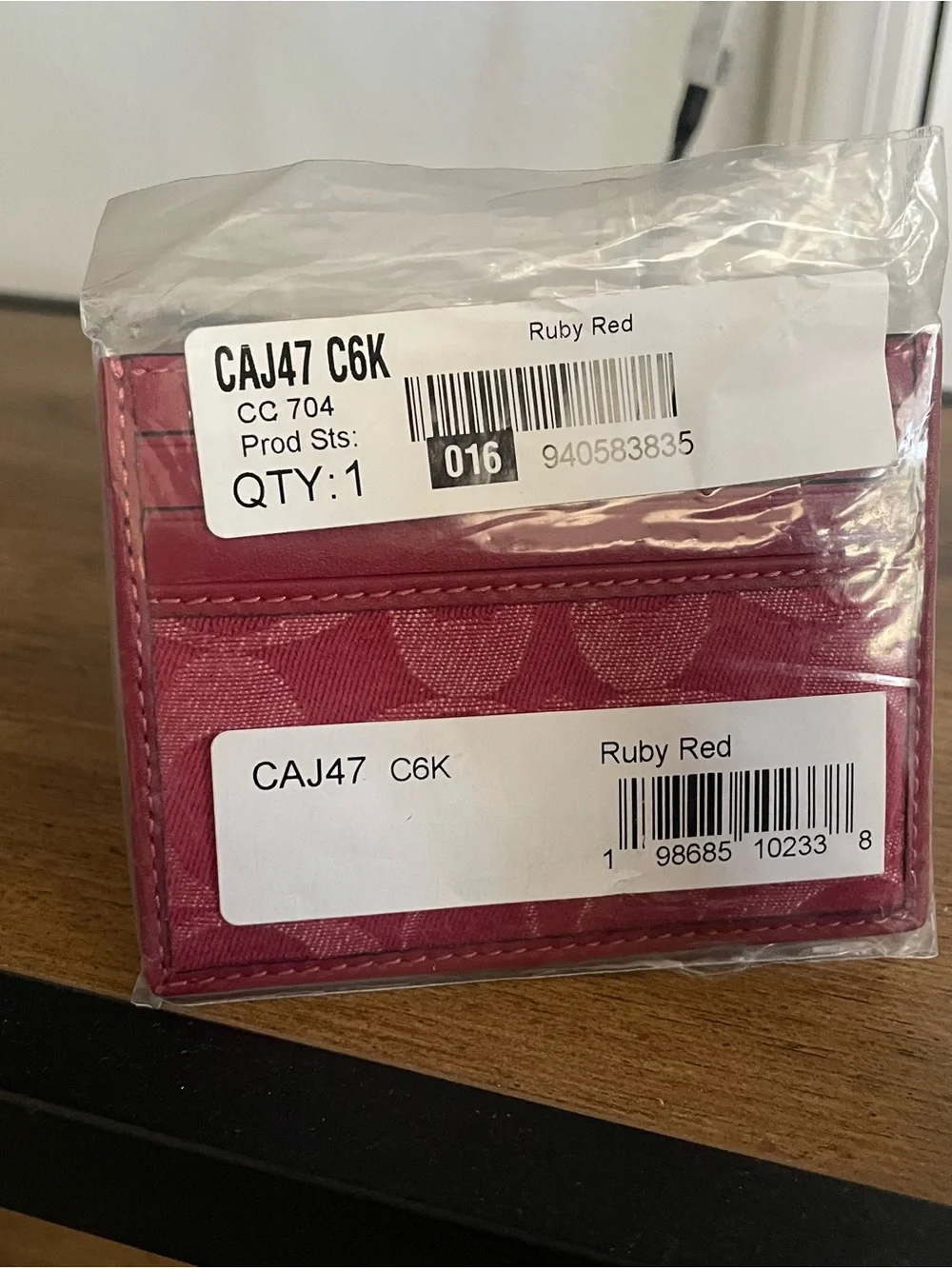 Coach Slim ID Card Case - Ruby Red
